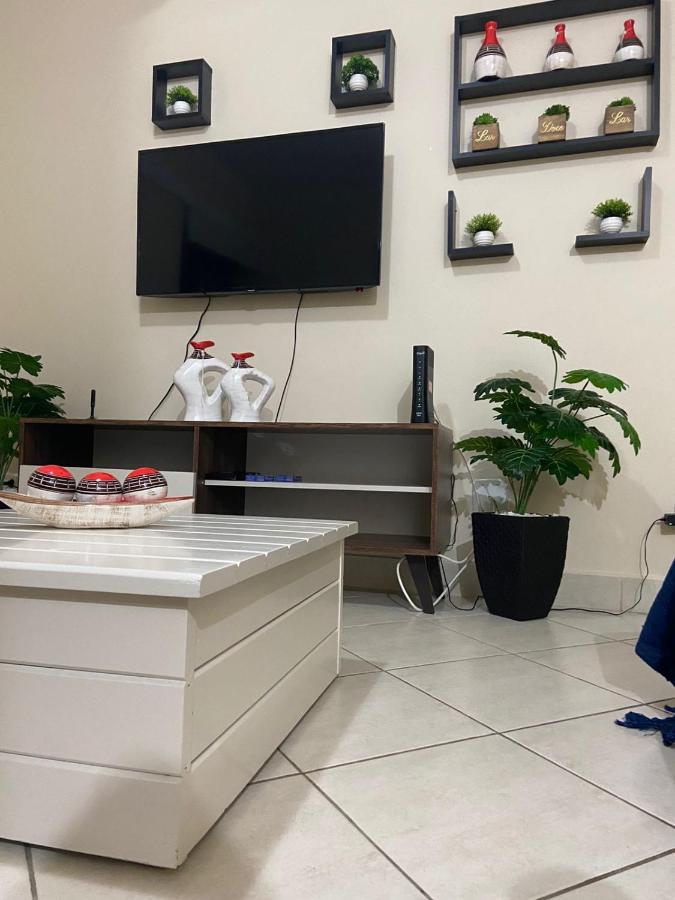 Apartamento Encantador No Guaruja, Praia Da Enseada - Apenas 600M Da Praia ! Екстер'єр фото